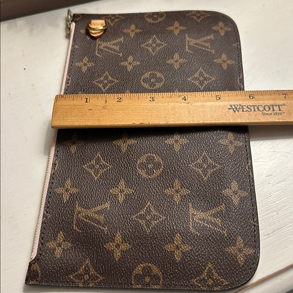 Nwots Authentic Louis Vuitton Neverful Large Pouch Clutch - Picture 8 of 9